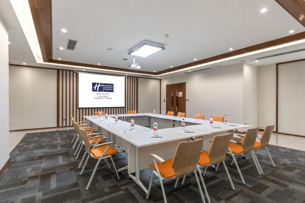 Holiday Inn Express Kaifeng City Center By Ihg Exteriör bild