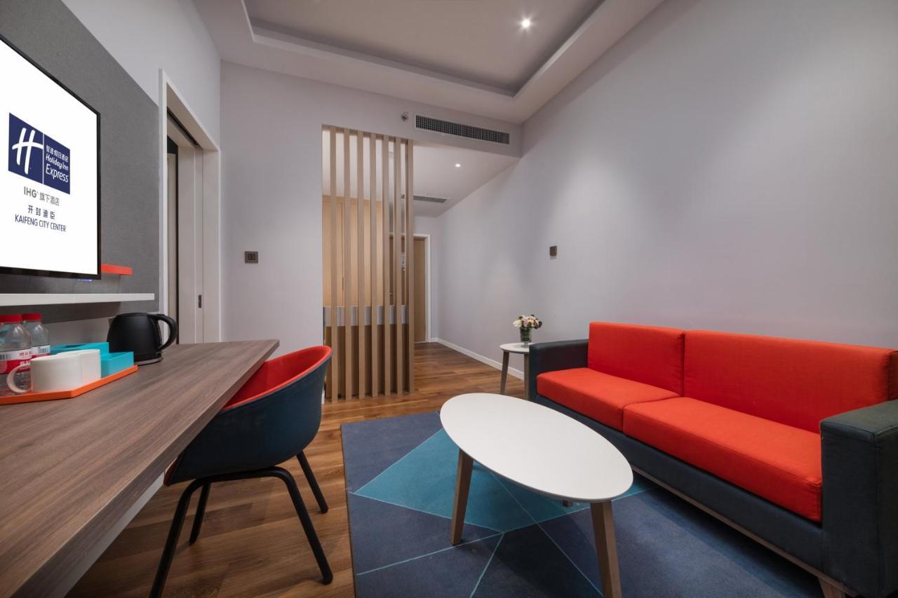 Holiday Inn Express Kaifeng City Center By Ihg Exteriör bild