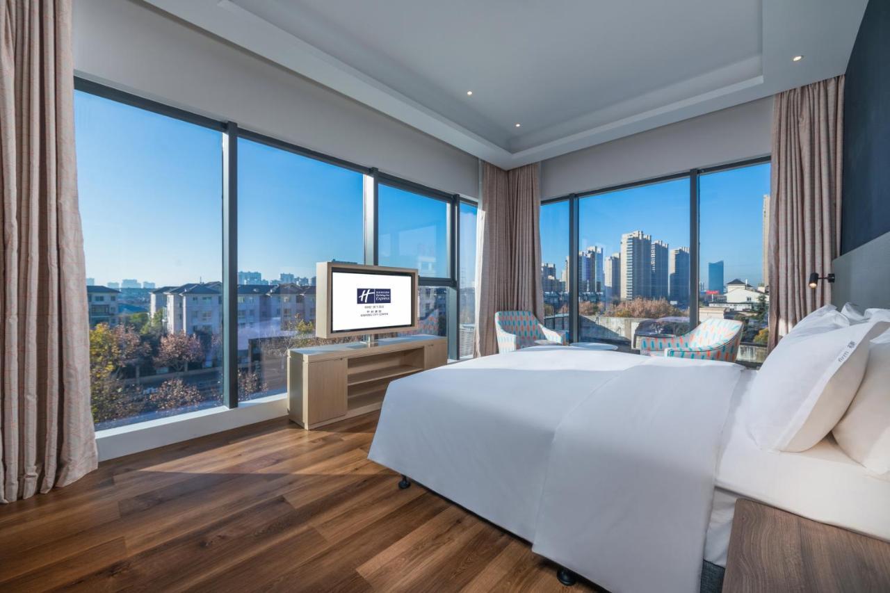 Holiday Inn Express Kaifeng City Center By Ihg Exteriör bild