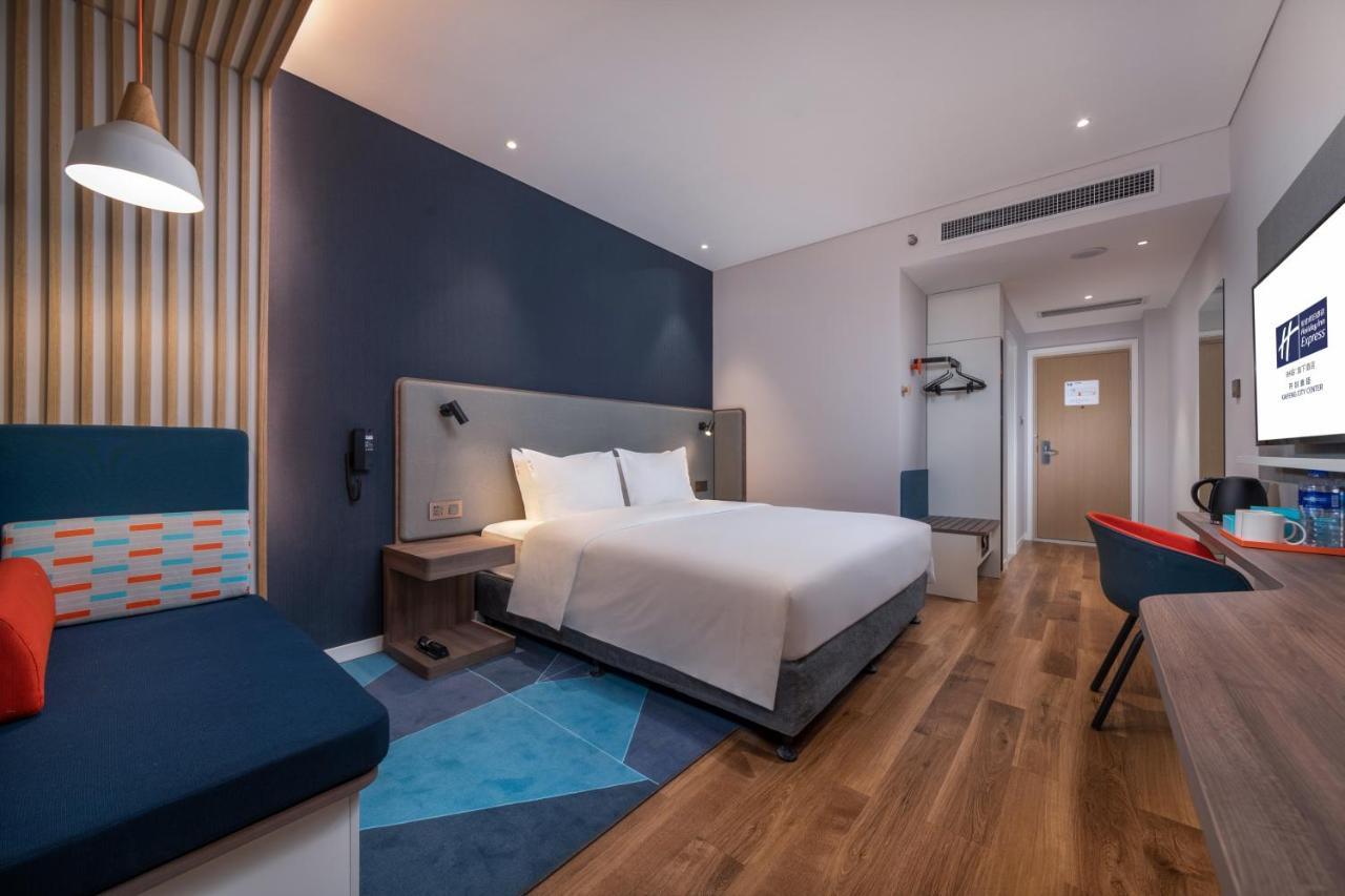 Holiday Inn Express Kaifeng City Center By Ihg Exteriör bild