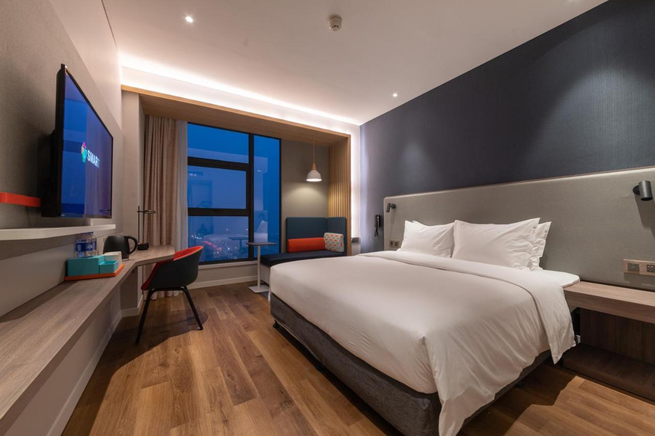 Holiday Inn Express Kaifeng City Center By Ihg Exteriör bild