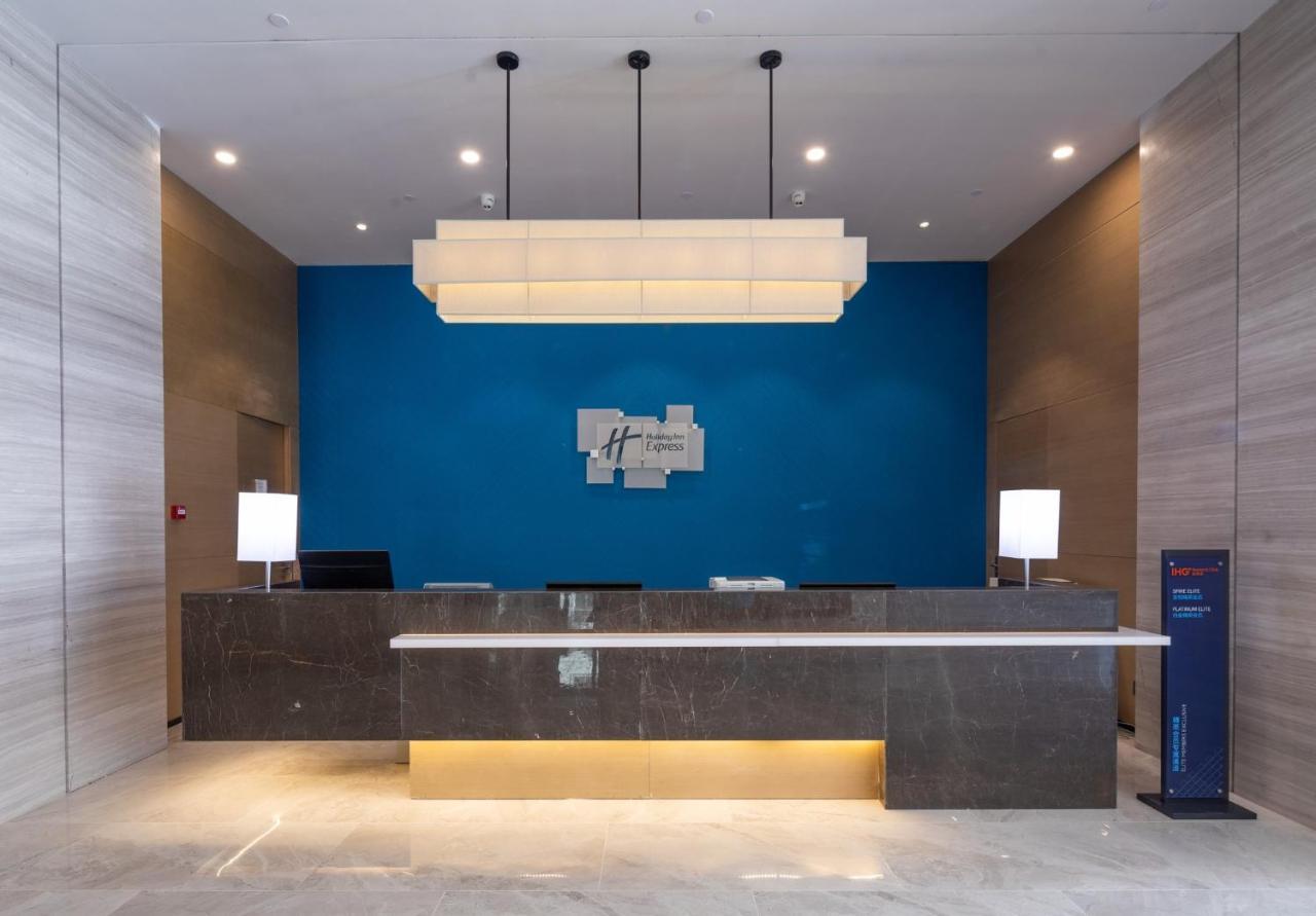 Holiday Inn Express Kaifeng City Center By Ihg Exteriör bild